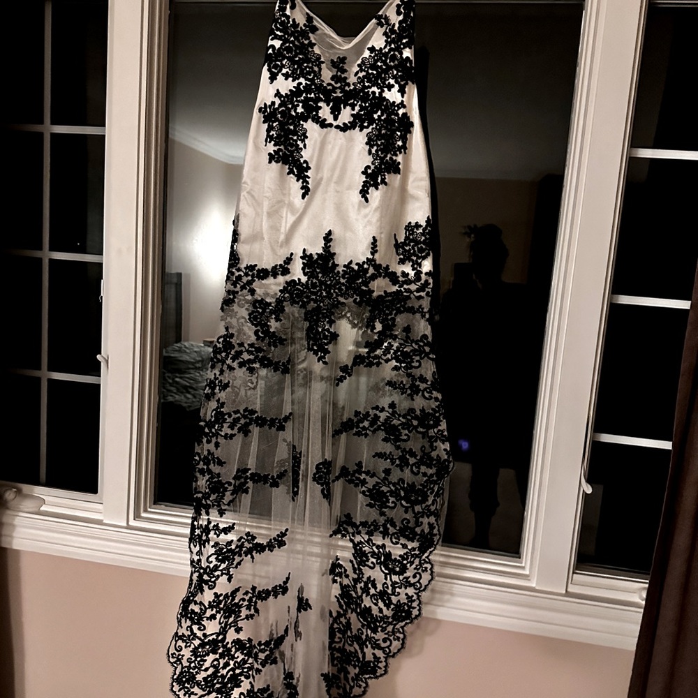 Cinderella low high dress size 8 (M-L)